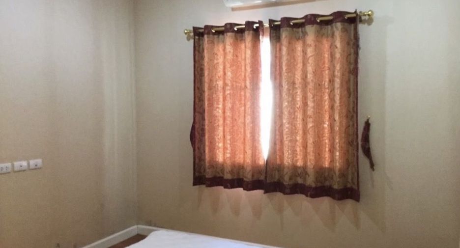 For sale 3 bedrooms townhouse in Prawet, Bangkok