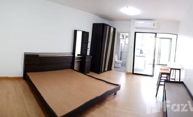 À louer studio condo à Pak Kret, Nonthaburi