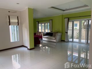 Casa en venta de 3 habitaciones en Min Buri, Bangkok
