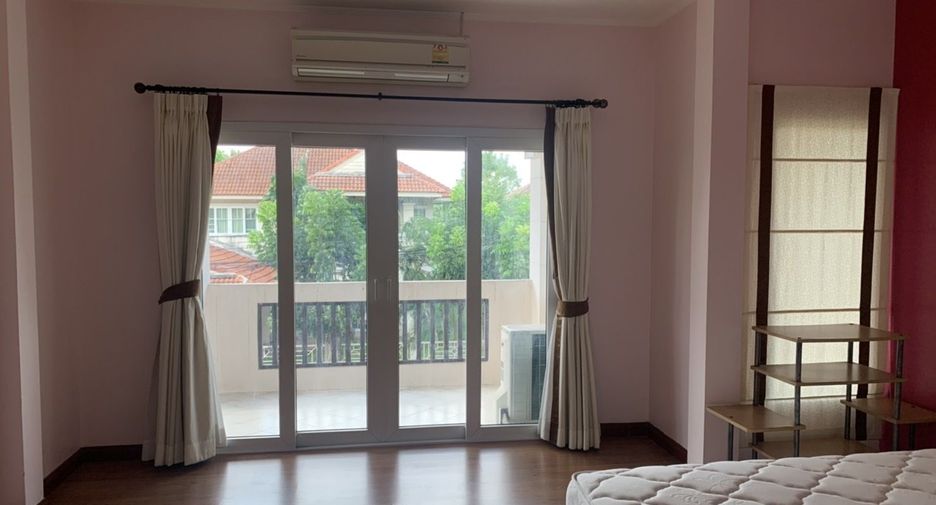 For sale 3 bedrooms house in Min Buri, Bangkok