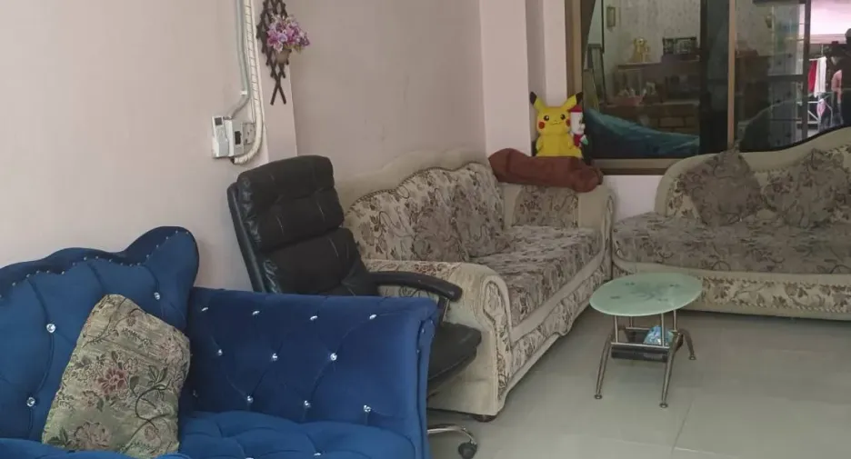 À vendre 2 chambres maison de ville à Mueang Pathum Thani, Pathum Thani
