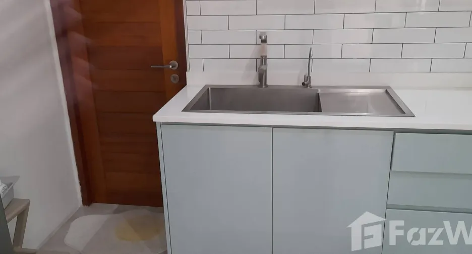 For sale 5 bedrooms house in Lak Si, Bangkok