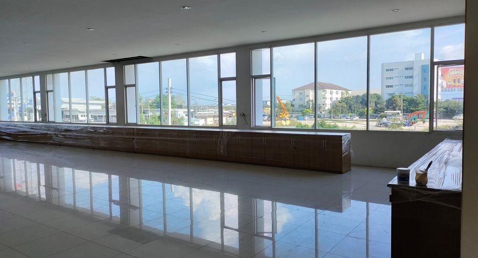 Oficina en alquiler en Mueang Chon Buri, Chonburi