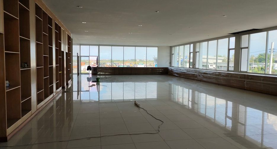 Oficina en alquiler en Mueang Chon Buri, Chonburi