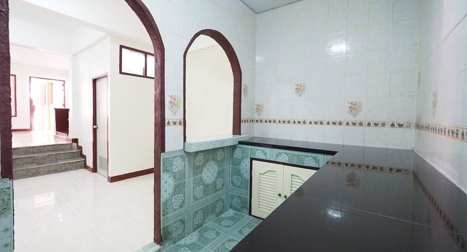 For sale 3 bedrooms townhouse in Bang Bua Thong, Nonthaburi