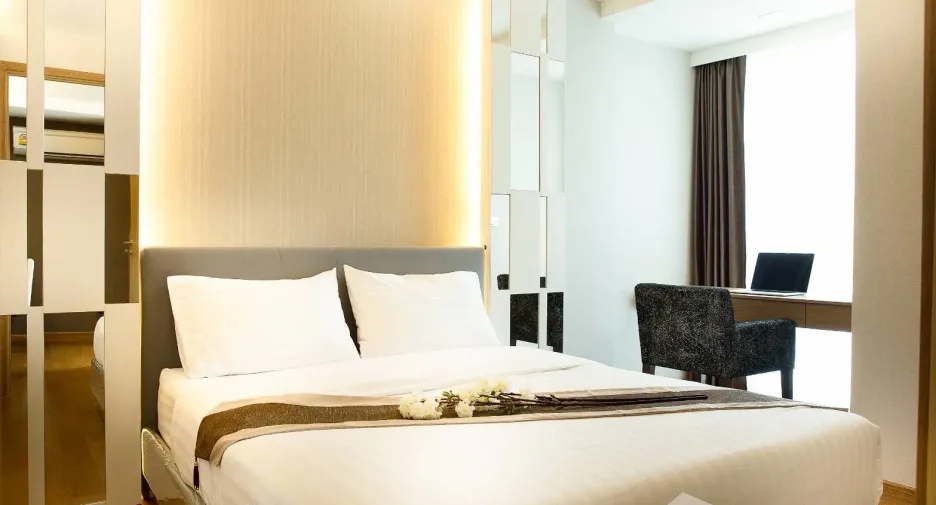 For sale 1 bed condo in Watthana, Bangkok