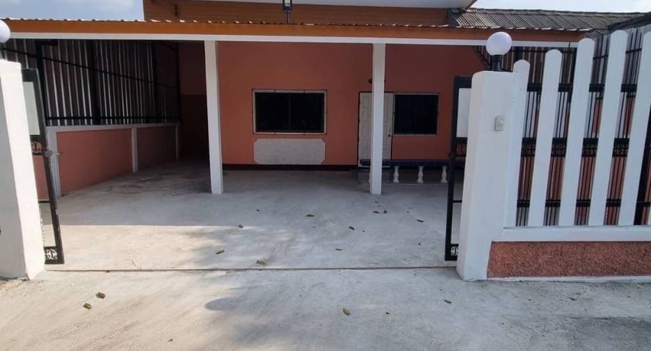 Продажа 2 спальни дом в Mueang Lampang, Lampang