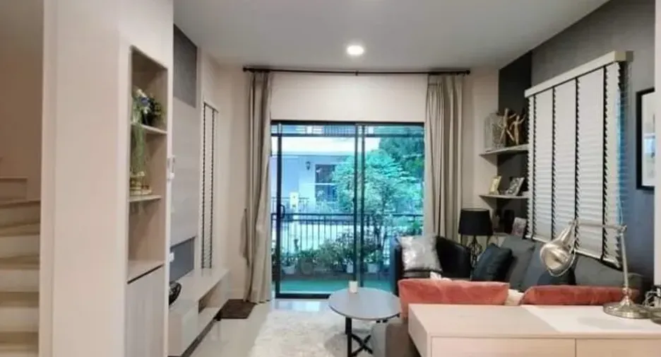 Haus zum Kauf und zur Miete mit 3 Zimmer in Bang Sao Thong, Samut Prakan