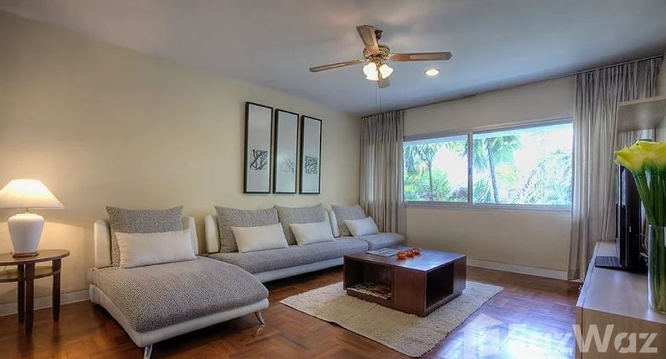For rent 3 bedrooms townhouse in Pak Kret, Nonthaburi