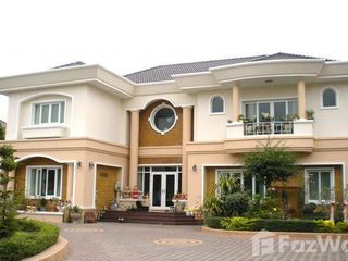 For sale 4 bedrooms house in Mueang Nakhon Ratchasima, Nakhon Ratchasima