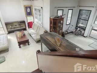 For sale 4 bedrooms house in Bang Kapi, Bangkok