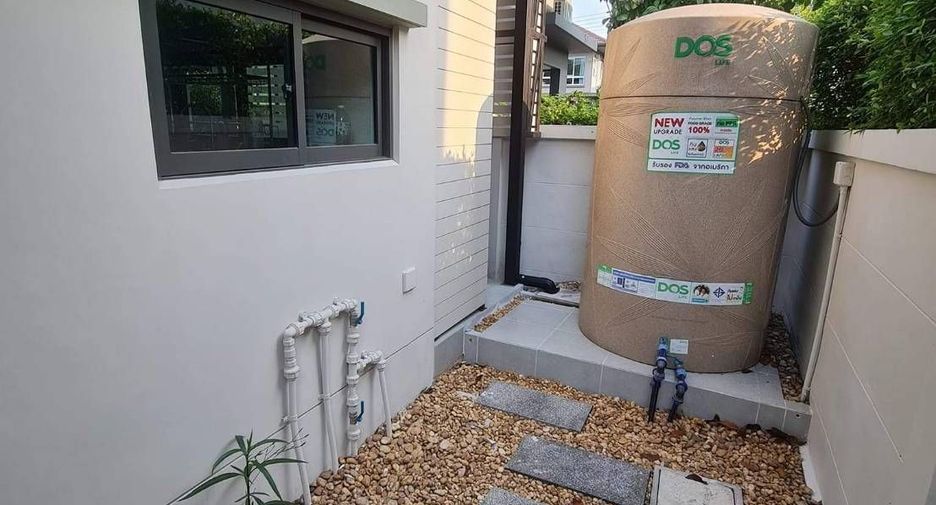 Casa en venta de 4 habitaciones en Sam Phran, Nakhon Pathom