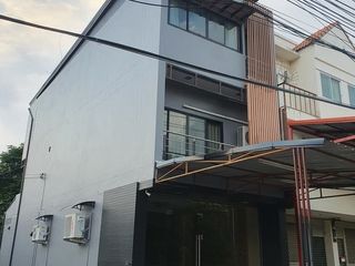 For sale 2 bedrooms townhouse in Mueang Nakhon Ratchasima, Nakhon Ratchasima