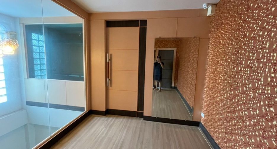 For sale 2 ベッドルーム townhouse in Mueang Nakhon Ratchasima, Nakhon Ratchasima