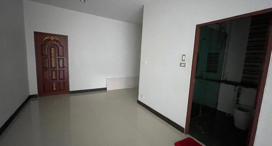 For sale 2 ベッドルーム townhouse in Mueang Nakhon Ratchasima, Nakhon Ratchasima