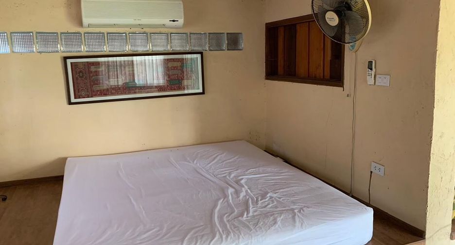 For rent 2 bedrooms house in Mueang Chiang Rai, Chiang Rai