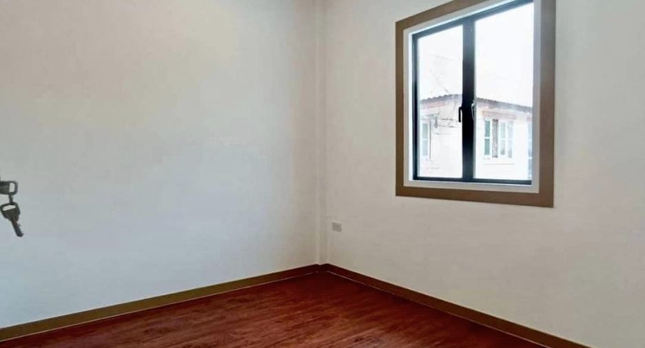 Casa adosada en venta de 3 habitaciones en Bang Bua Thong, Nonthaburi