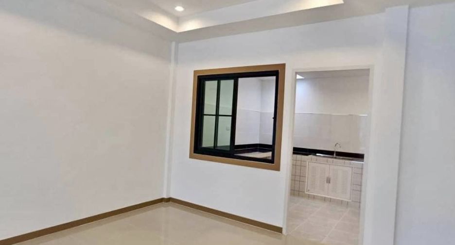 Casa adosada en venta de 3 habitaciones en Bang Bua Thong, Nonthaburi