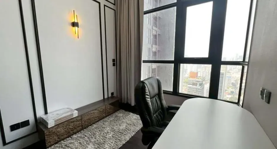 For sale 1 bed condo in Watthana, Bangkok