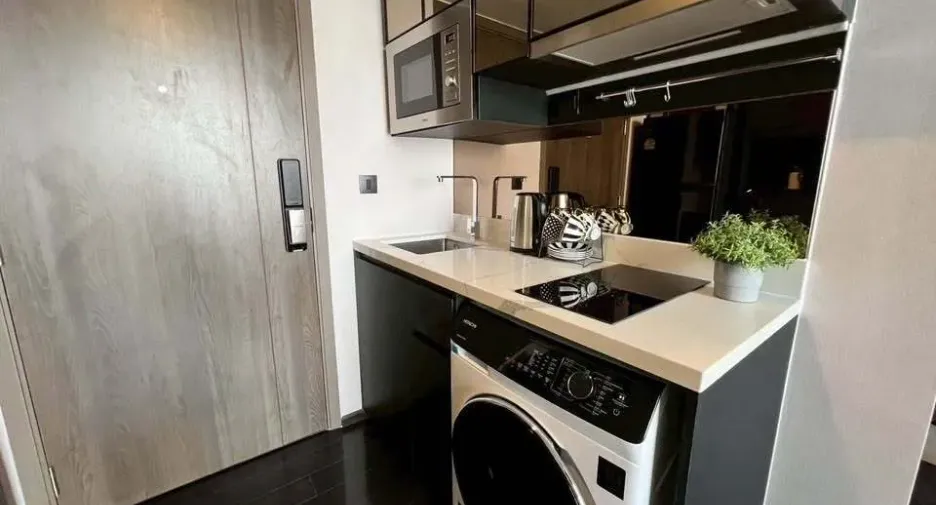 For sale 1 bed condo in Watthana, Bangkok