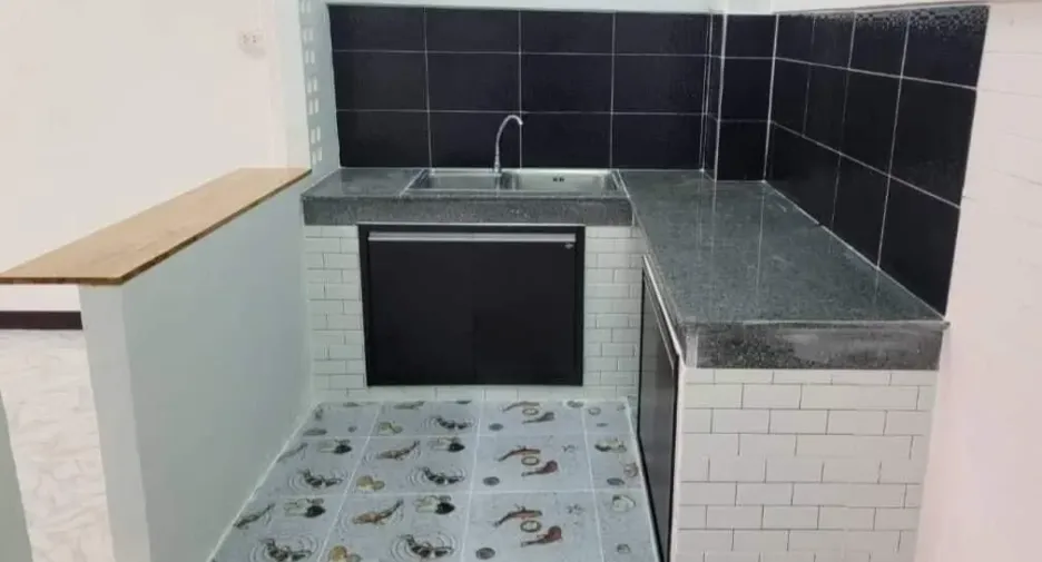 For sale 3 bedrooms townhouse in Sai Noi, Nonthaburi
