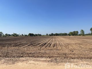 Продажа Участок в Phrom Phiram, Пхитсанулок