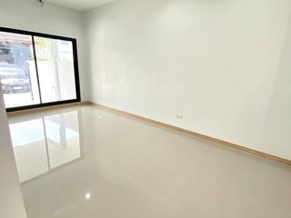Casa adosada en venta de 2 habitaciones en Hat Yai, Songkhla
