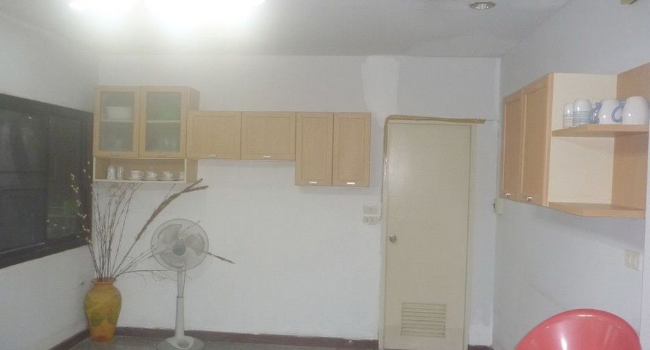 Casa en venta de 3 habitaciones en Thanyaburi, Pathum Thani