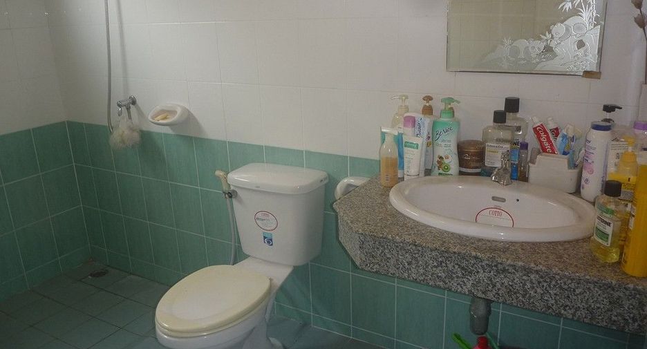 Casa en venta de 3 habitaciones en Thanyaburi, Pathum Thani