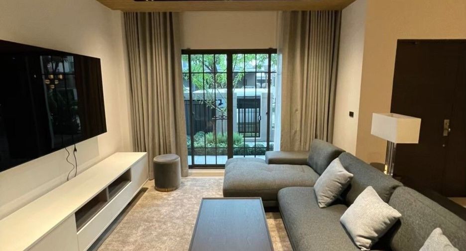 Casa en venta de 4 habitaciones en Pak Kret, Nonthaburi
