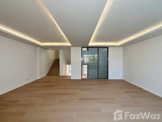 For sale 5 bedrooms house in Watthana, Bangkok