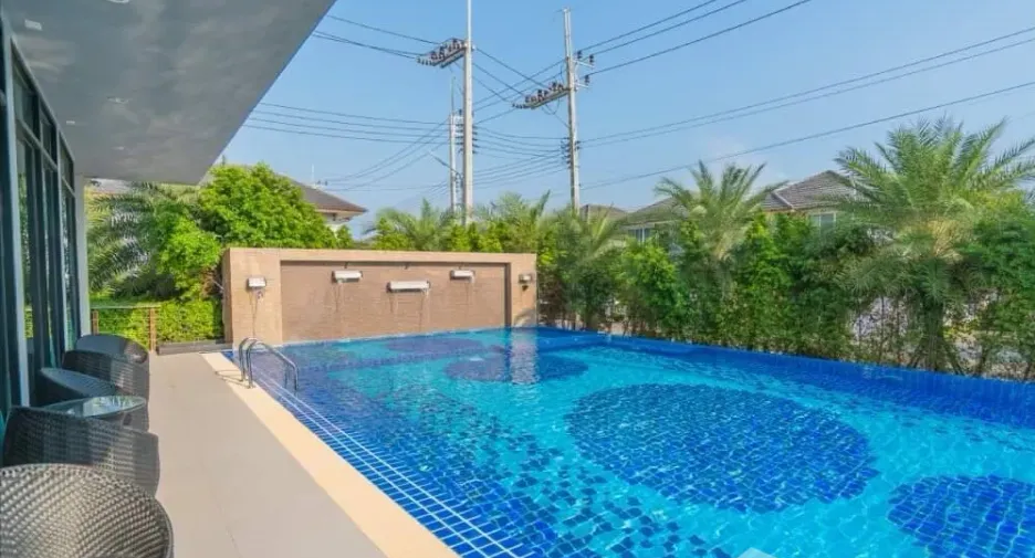 For sale 3 bedrooms house in Mueang Samut Sakhon, Samut Sakhon