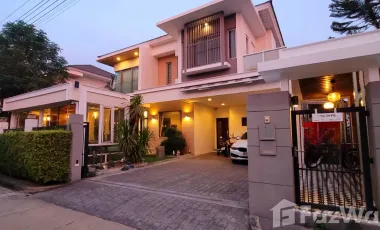 Casa en venta de 5 habitaciones en Pak Kret, Nonthaburi