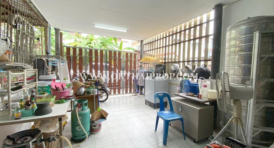 For sale 4 bedrooms townhouse in Bang Bua Thong, Nonthaburi