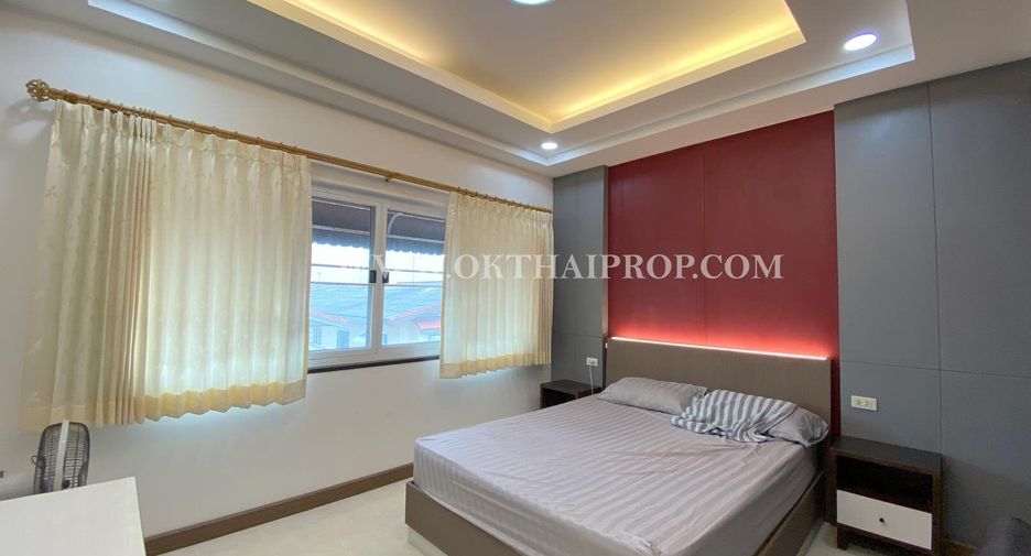 For sale 4 bedrooms townhouse in Bang Bua Thong, Nonthaburi