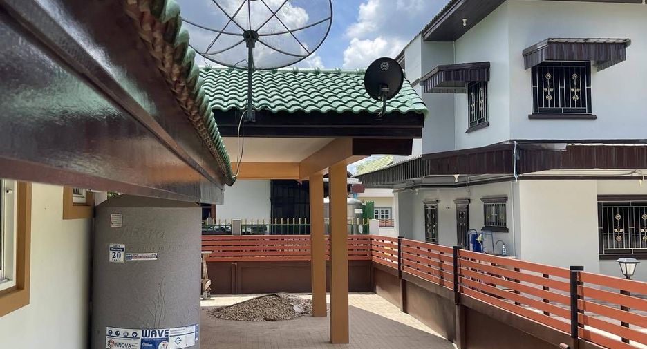For sale 3 bedrooms house in Mueang Nakhon Ratchasima, Nakhon Ratchasima
