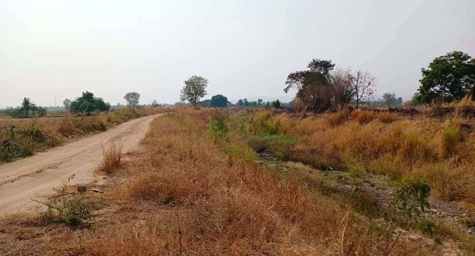 For sale land in Doem Bang Nang Buat, Suphan Buri