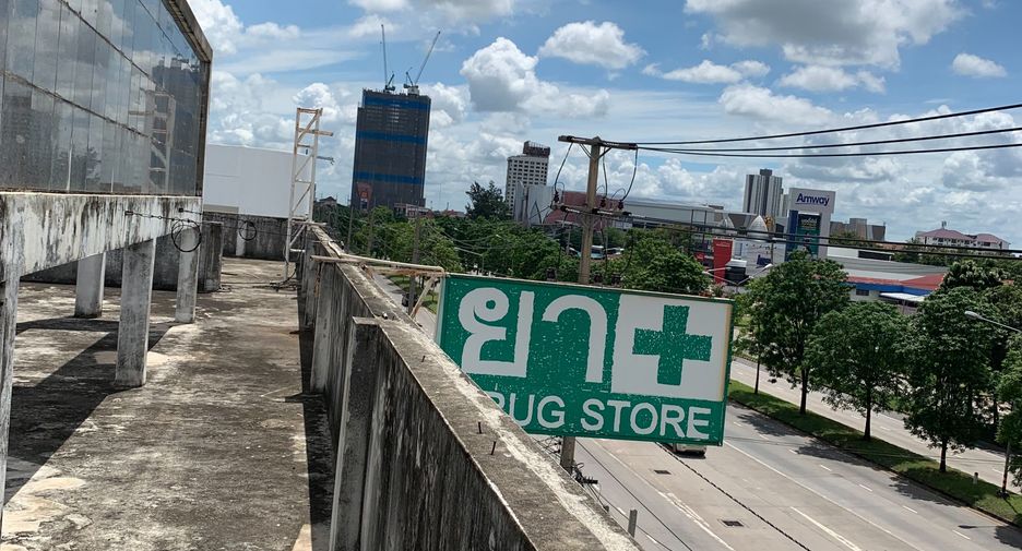 出售 2 卧室 联排别墅 在 Mueang Nakhon Ratchasima, Nakhon Ratchasima