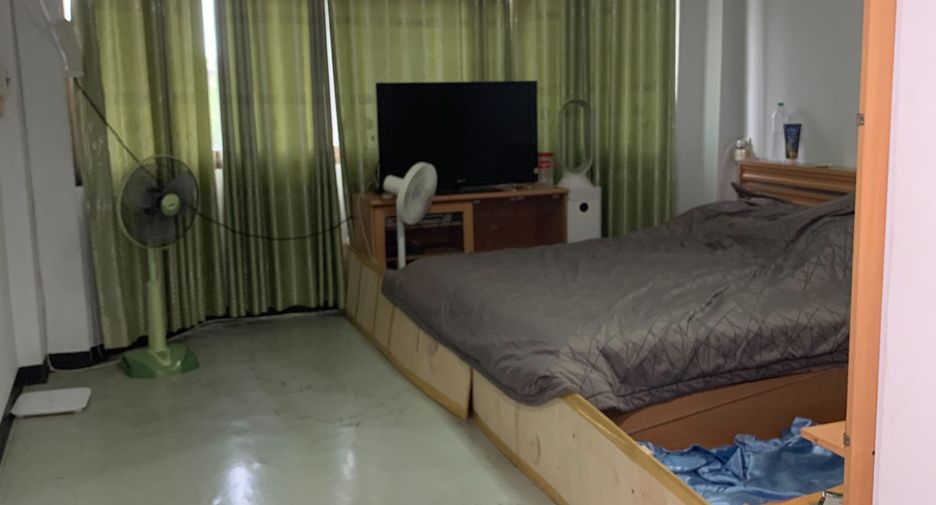 出售 2 卧室 联排别墅 在 Mueang Nakhon Ratchasima, Nakhon Ratchasima