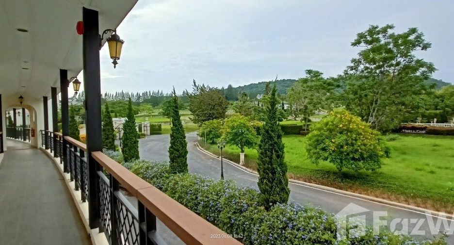 For sale 2 ベッドルーム townhouse in Pak Chong, Nakhon Ratchasima