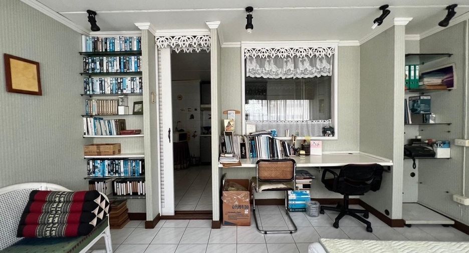 For sale 3 bedrooms condo in Pak Kret, Nonthaburi