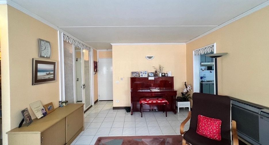 For sale 3 bedrooms condo in Pak Kret, Nonthaburi