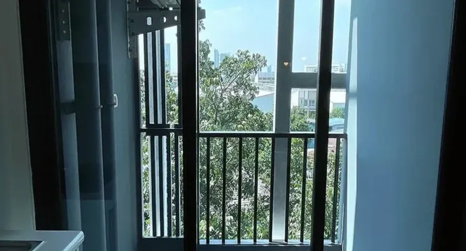 For sale studio condo in Mueang Nonthaburi, Nonthaburi