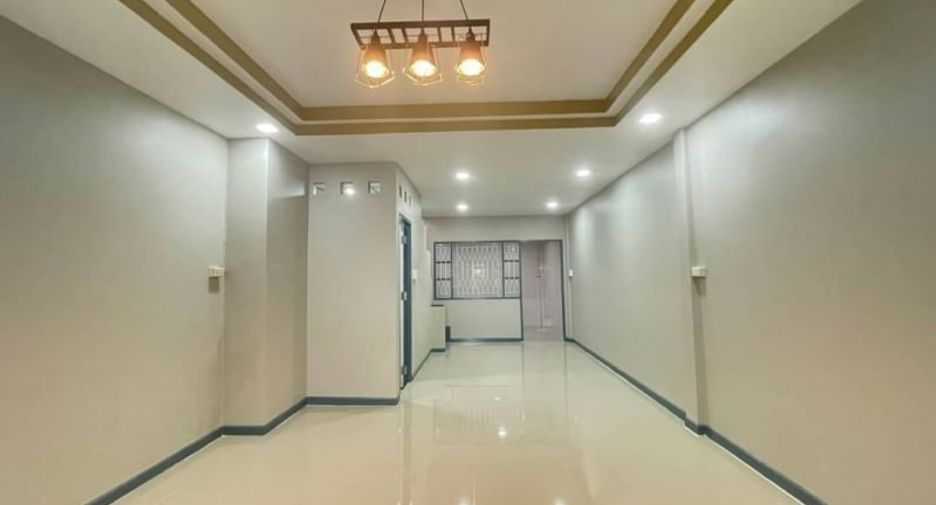 For sale 2 bedrooms townhouse in Bang Bua Thong, Nonthaburi
