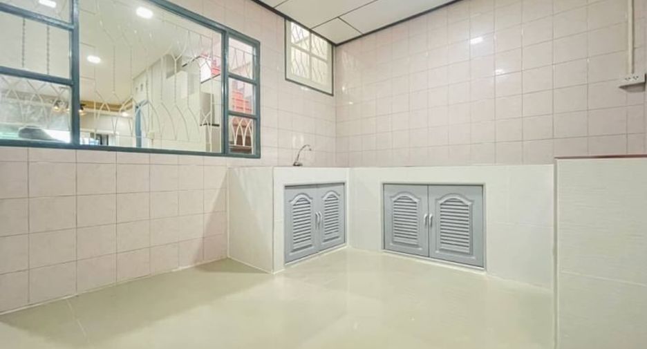 For sale 2 bedrooms townhouse in Bang Bua Thong, Nonthaburi