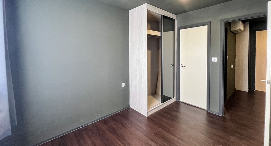 For sale 1 bed condo in Mueang Pathum Thani, Pathum Thani