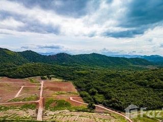 出售 土地 在 Tha Yang, Phetchaburi