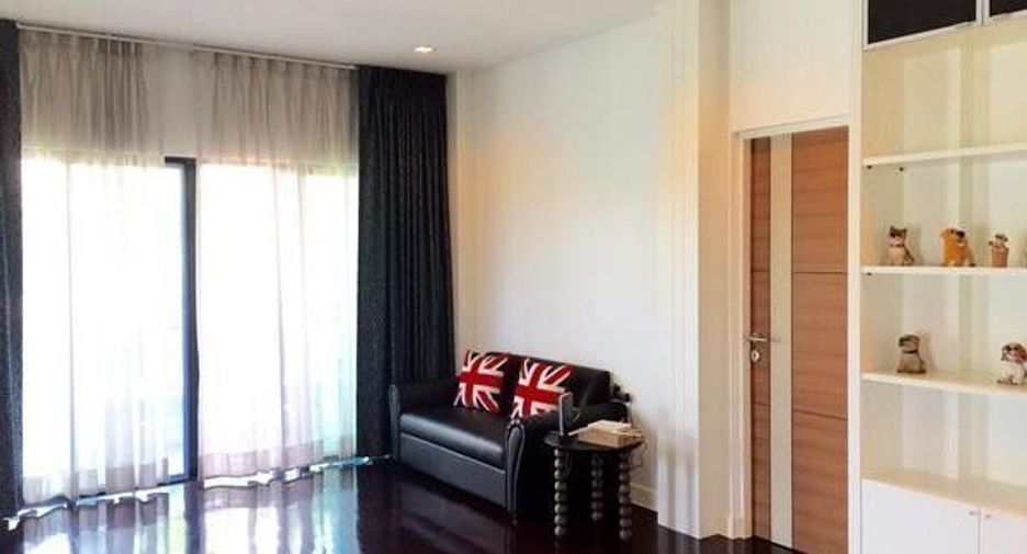 For sale 4 bedrooms house in Pak Kret, Nonthaburi