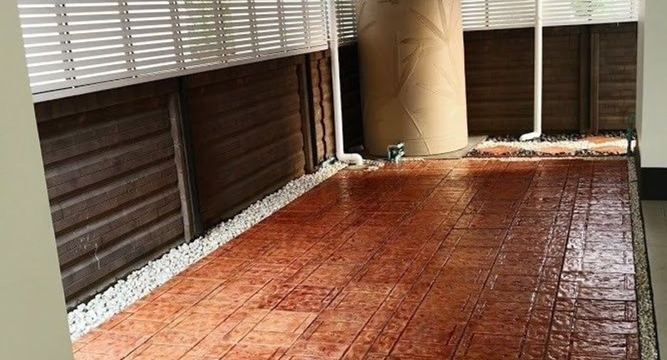 For sale 4 bedrooms house in Pak Kret, Nonthaburi
