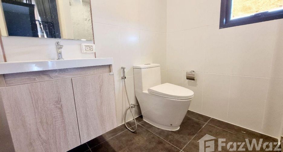 For rent 3 bedrooms condo in Mueang Nonthaburi, Nonthaburi